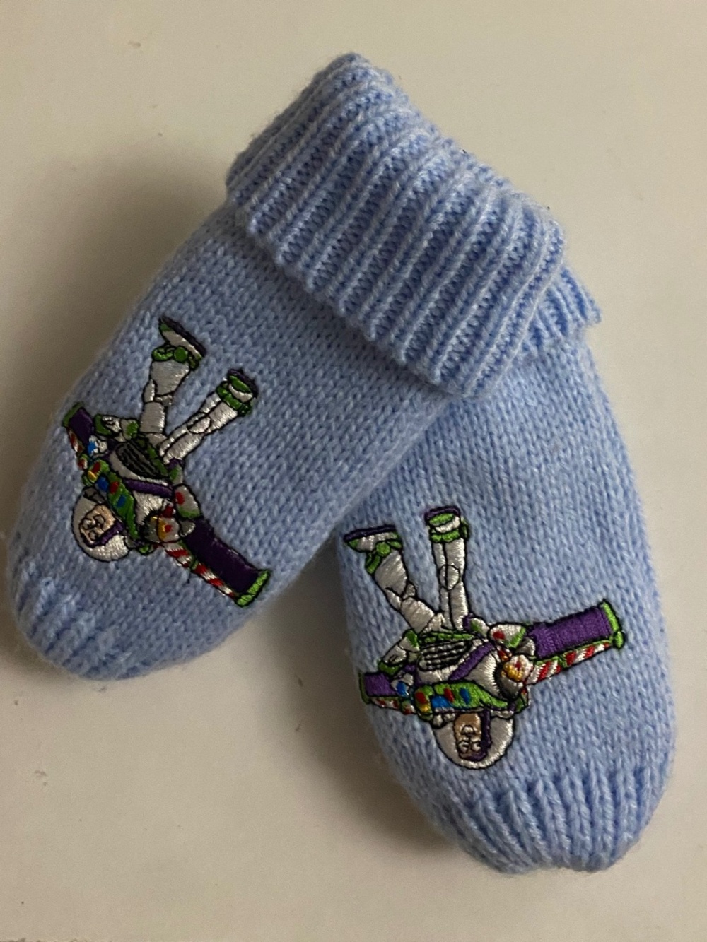 Toy Story Mitts 🖤3 for 10🖤